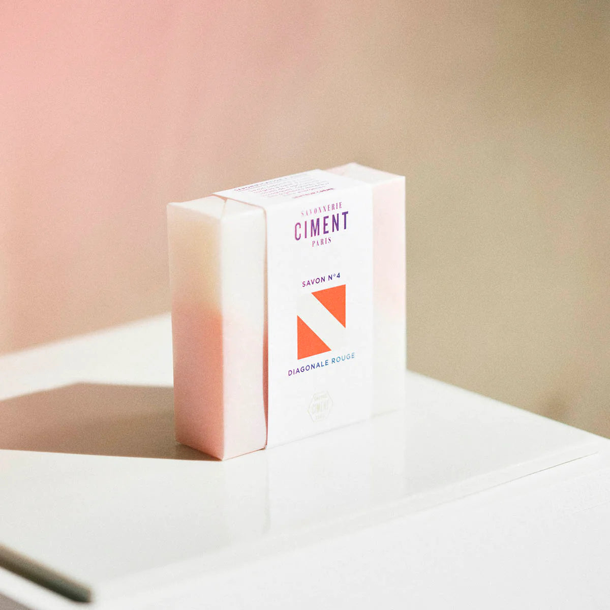 Savon Diagonale Rouge | Fragrance Crème de Miel