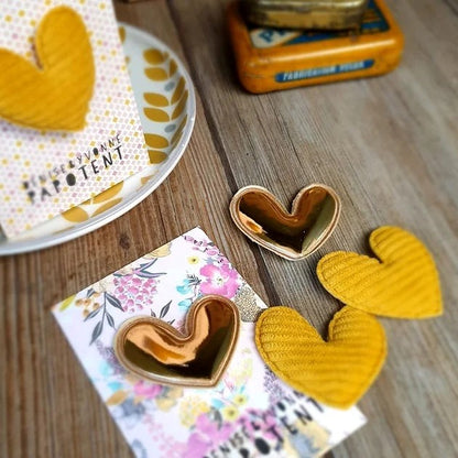 Heart brooch | Golden